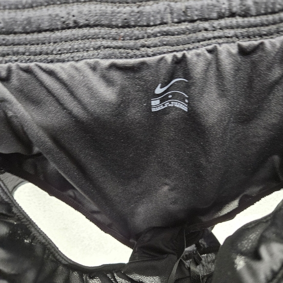 Nike Run Tempo Large Black Nylon Lined Running Shorts Womens - Picture 8 of 8